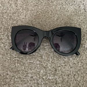 Vera Wang Sunglasses